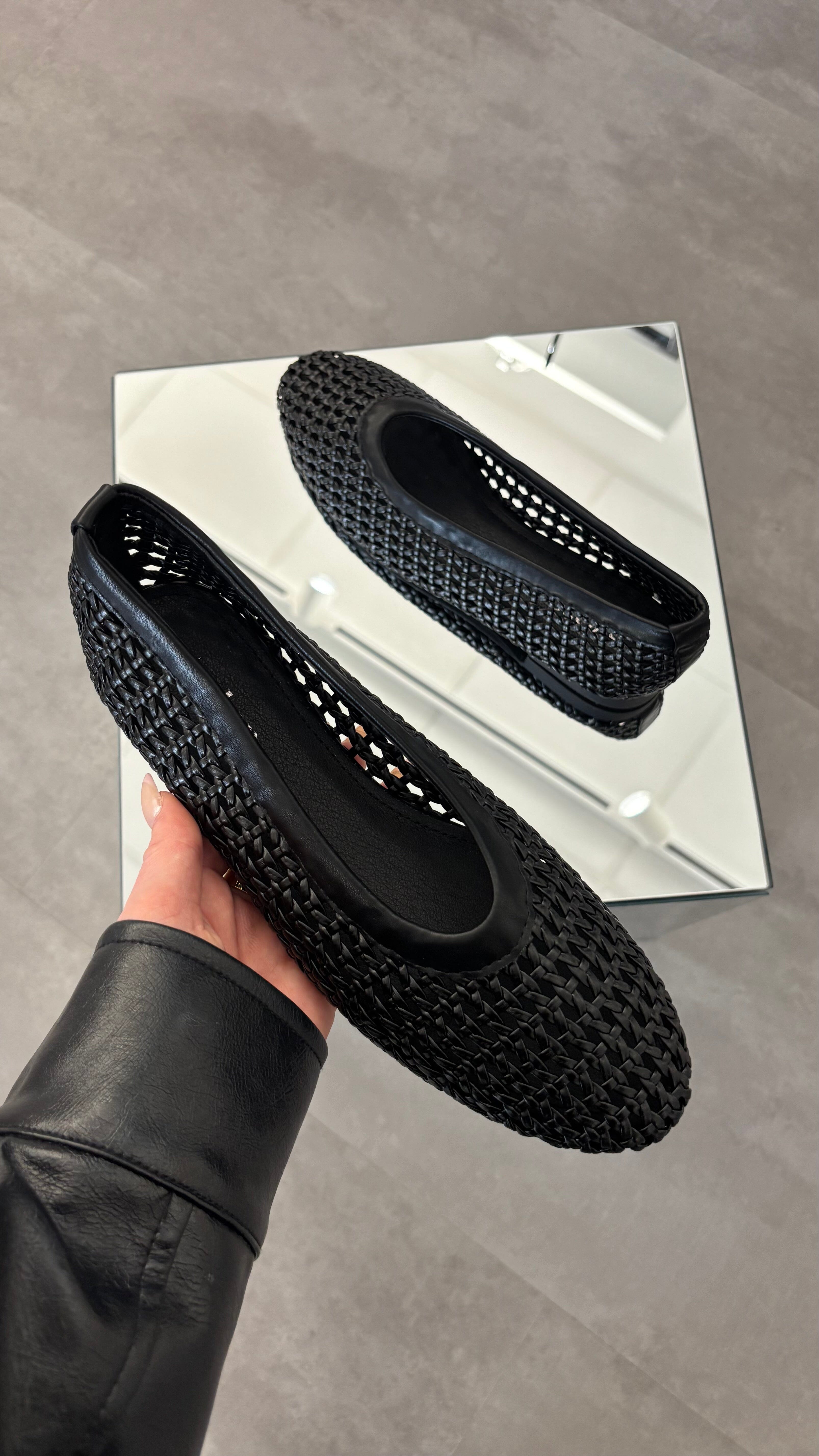 Ballerines résilles - Noires