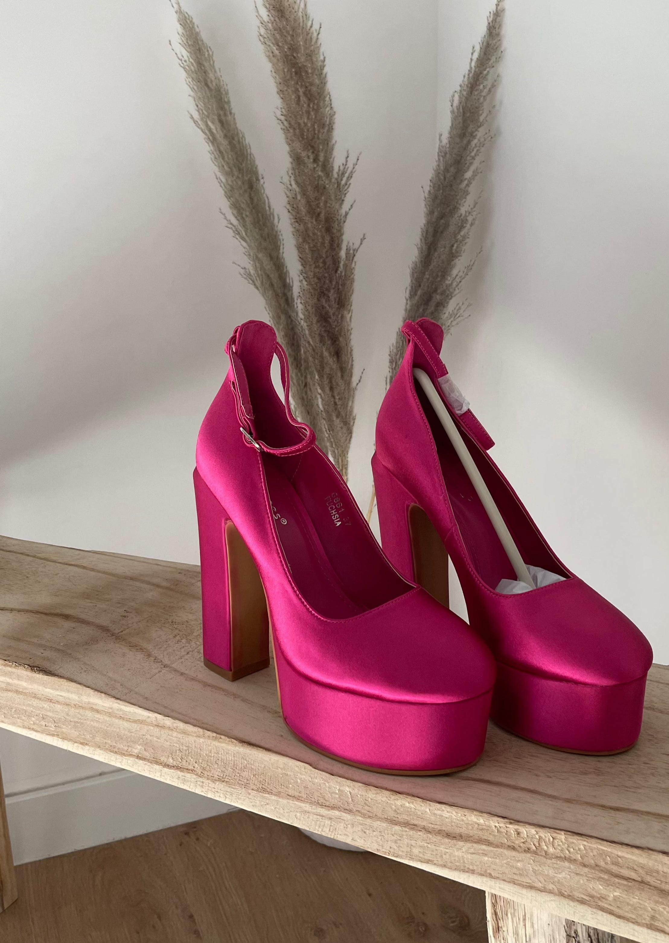 Talons à plateformes roses