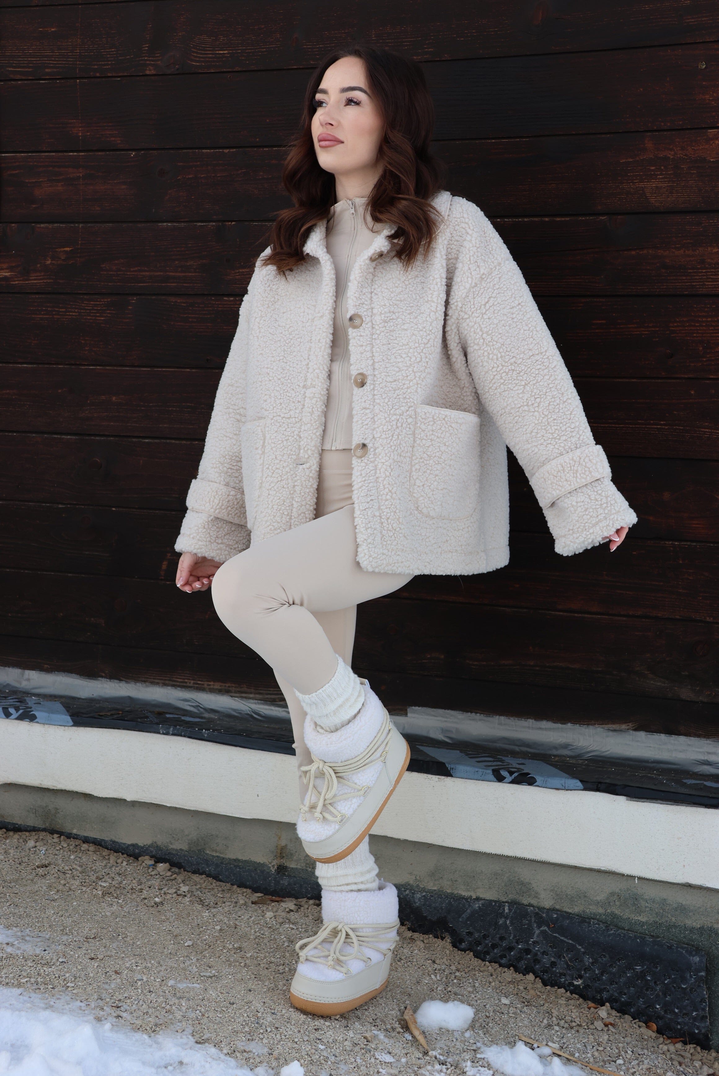 Snow boots