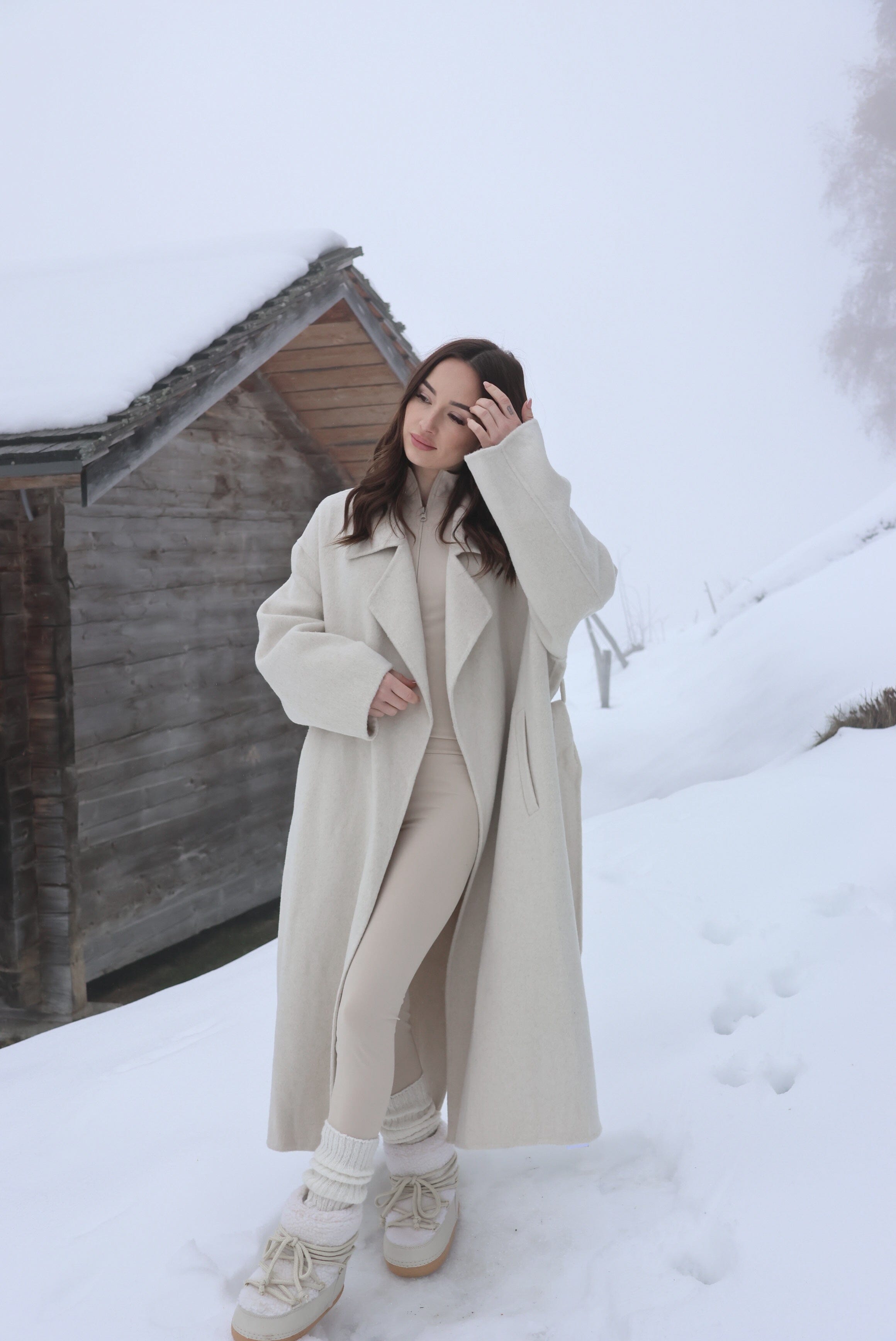 Snow boots