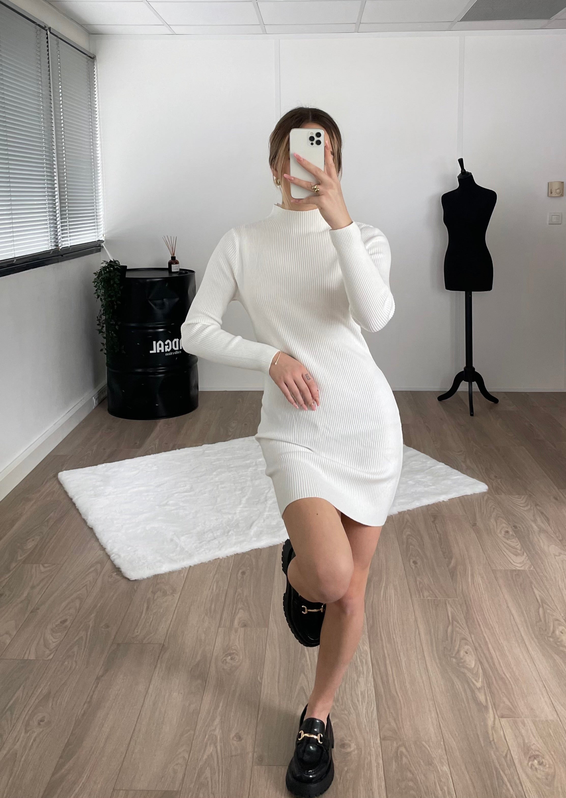 Robe pull Nina blanche (petite)